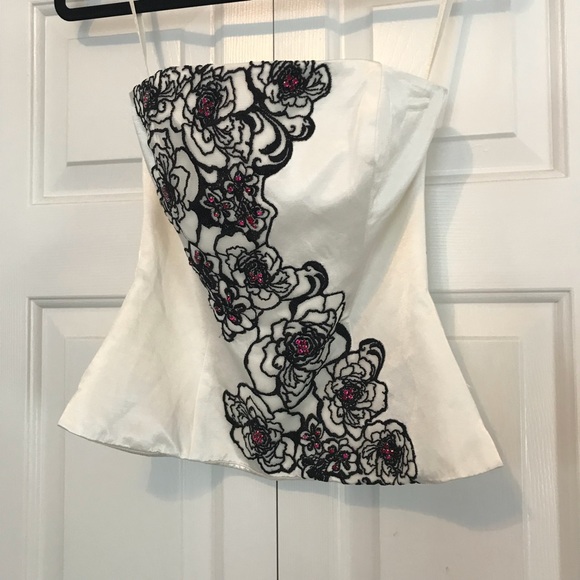 White House Black Market strapless top - Picture 2 of 7